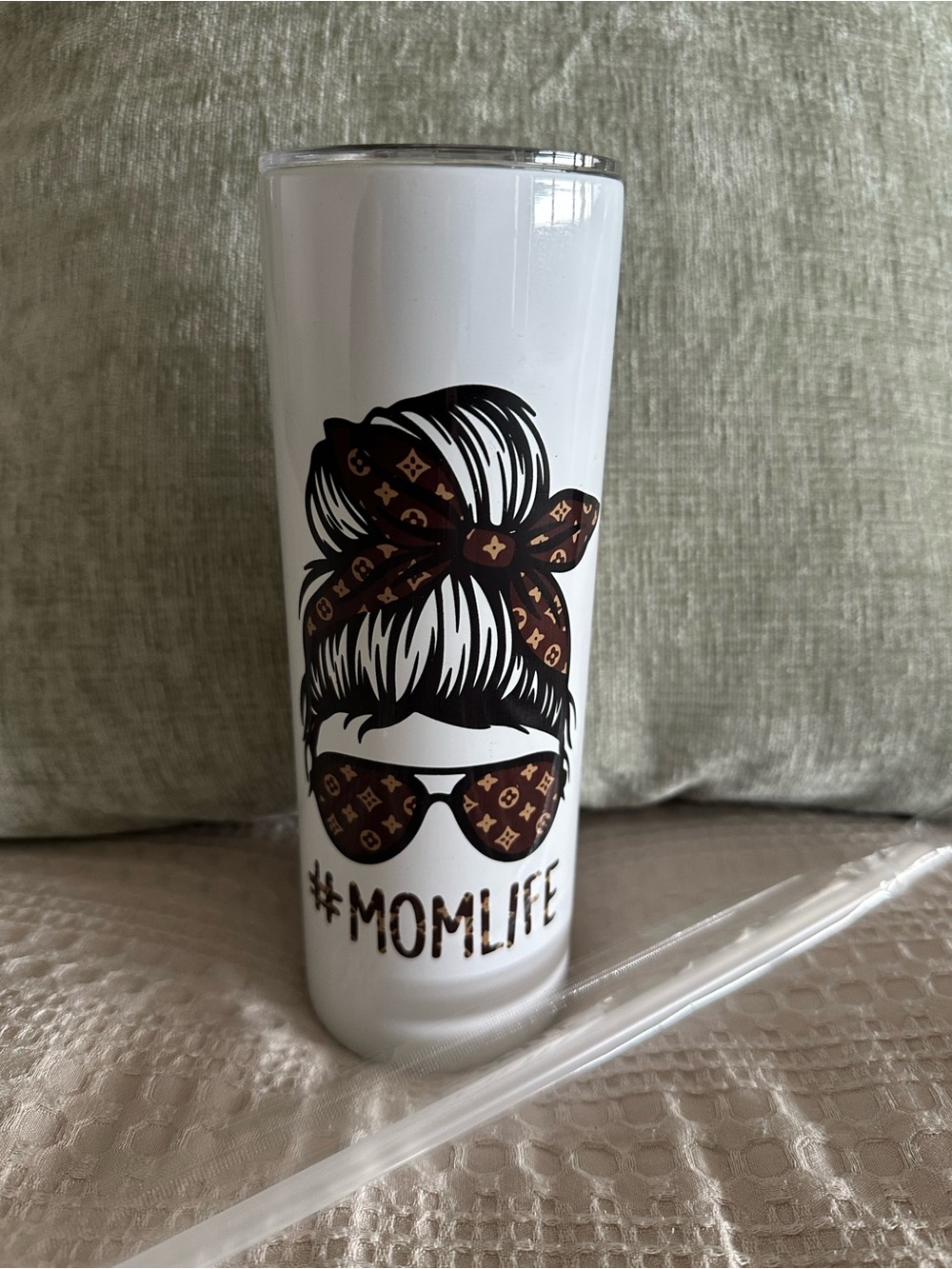 #MOMLIFE White Stainless Tumbler with Brown Accent Design